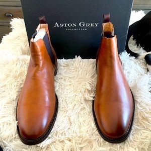 Aston Grey Collection “Pagliaga” Men’s dress boot in cognac/bronze size 13!